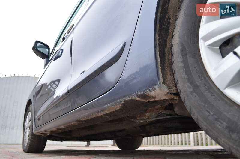 Микровэн Honda FR-V 2006 в Чернигове
