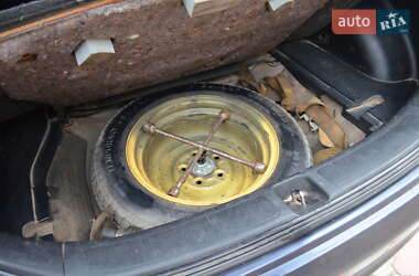 Микровэн Honda FR-V 2006 в 
