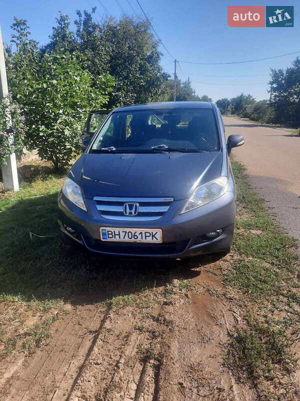 Honda FR-V 2005