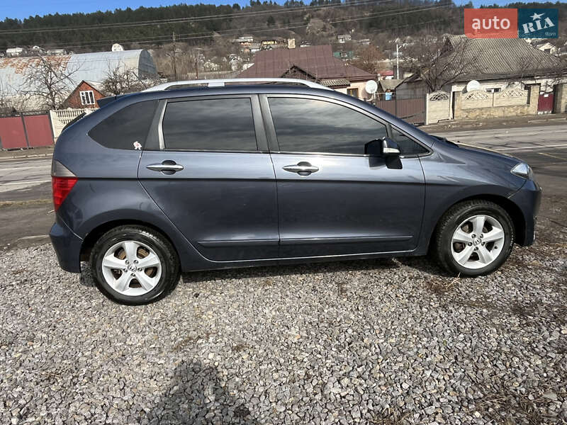 Микровэн Honda FR-V 2006 в Могилев-Подольске