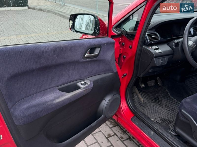 Микровэн Honda FR-V 2007 в Киеве фото 16 Микровэн Honda FR-V 2007 в Киеве