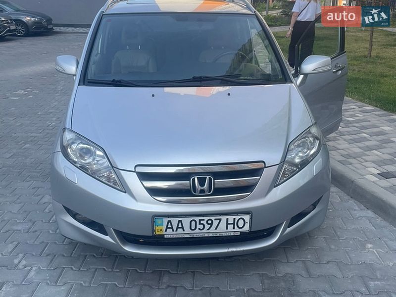 Honda FR-V, фото з оголошення