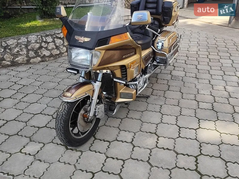 Honda GL 1200 Gold Wing 1985