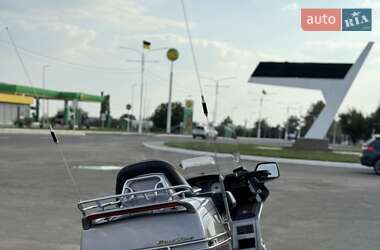Мотоцикл Туризм Honda GL 1500 Gold Wing 1997 в 