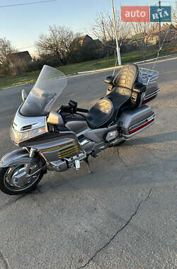 Мотоцикл Туризм Honda GL 1500 Gold Wing 1997 в 