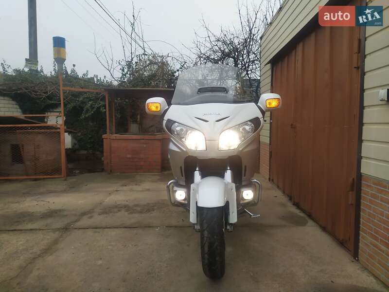 Мотоцикл Туризм Honda GL 1800 Gold Wing 2012 в Одессе
