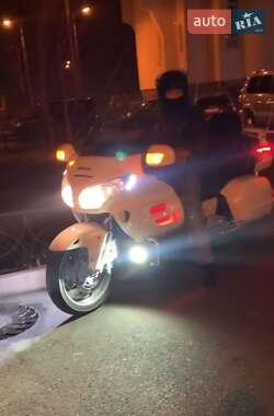 Мотоцикл Круизер Honda GL 1800 Gold Wing 2002 в 