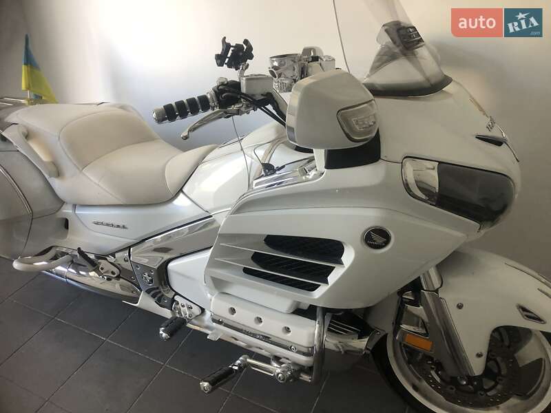 Мотоцикл Туризм Honda GL 1800 Gold Wing 2013 в Днепре