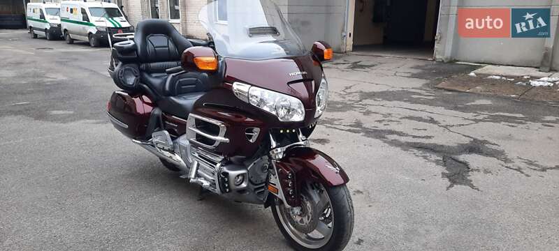 Мотоцикл Туризм Honda GL 1800 Gold Wing 2006 в Днепре