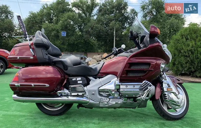 Мотоцикл Туризм Honda GL 1800 Gold Wing 2005 в 
