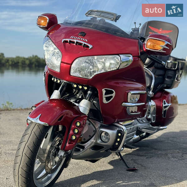 Мотоцикл Туризм Honda GL 1800 Gold Wing 2008 в Днепре