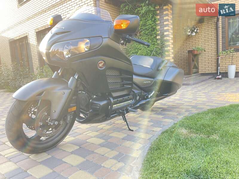 Мотоцикл Круизер Honda GL 1800 Gold Wing 2017 в Крюковщине