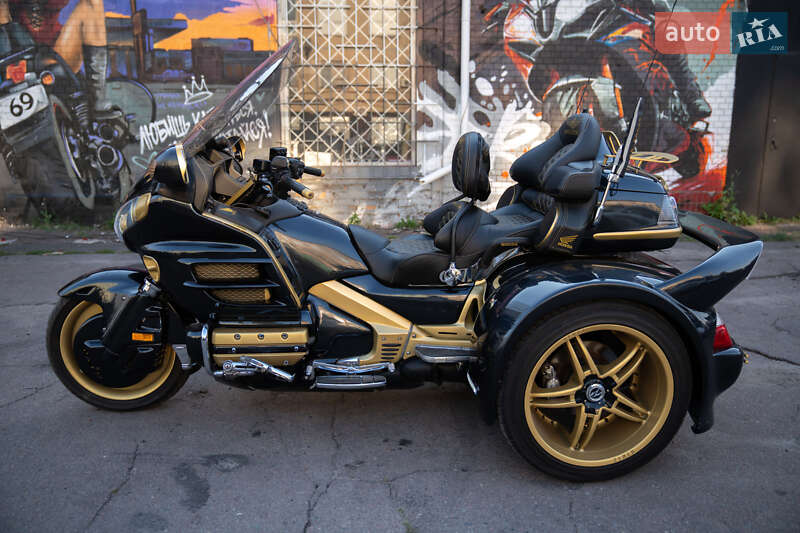 Трайк Honda GL 1800 Gold Wing 2008 в Киеве фото 3 Трайк Honda GL 1800 Gold Wing 2008 в Киеве