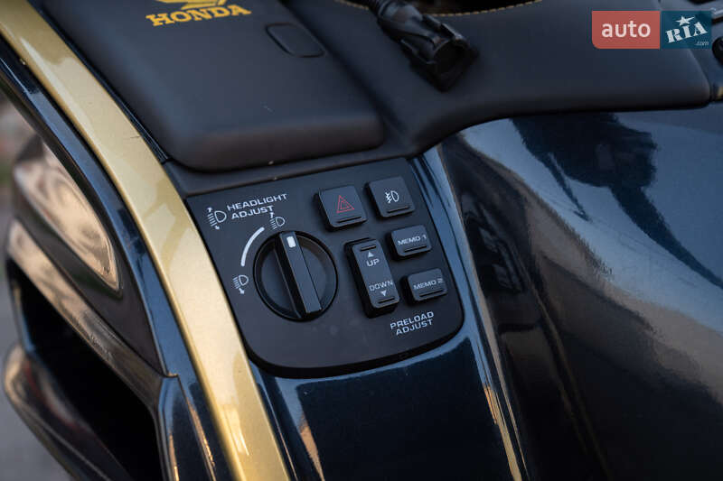 Трайк Honda GL 1800 Gold Wing 2008 в Киеве фото 11 Трайк Honda GL 1800 Gold Wing 2008 в Киеве