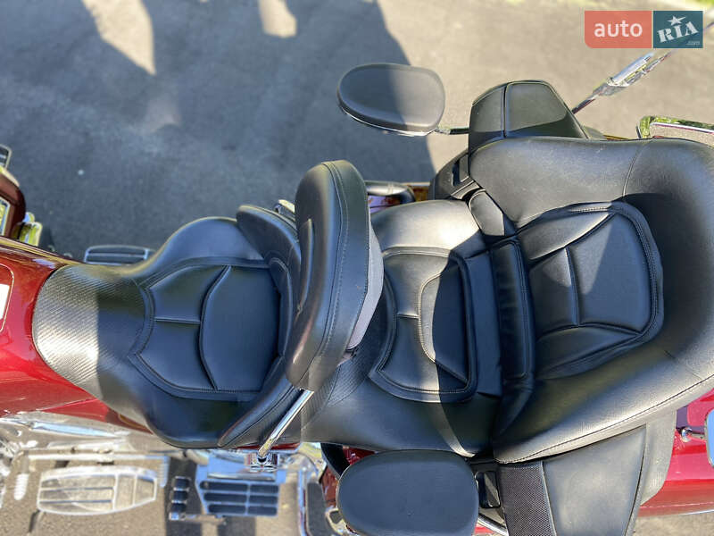 Мотоцикл Туризм Honda GL 1800 Gold Wing 2005 в Днепре