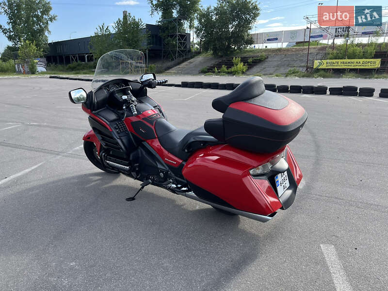 Мотоцикл Туризм Honda GL 1800 Gold Wing 2013 в Києві