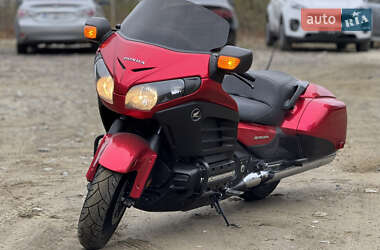 Мотоцикл Туризм Honda GL 1800 Gold Wing 2013 в 