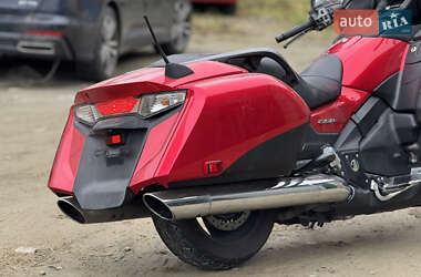 Мотоцикл Туризм Honda GL 1800 Gold Wing 2013 в 