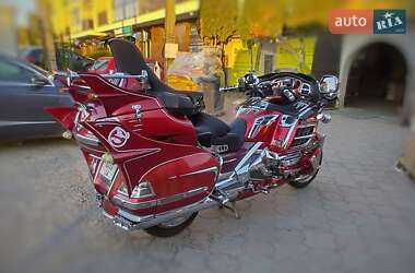 Мотоцикл Туризм Honda GL 1800 Gold Wing 2004 в 