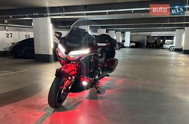 Мотоцикл Туризм Honda GL 1800 Gold Wing 2019 в 