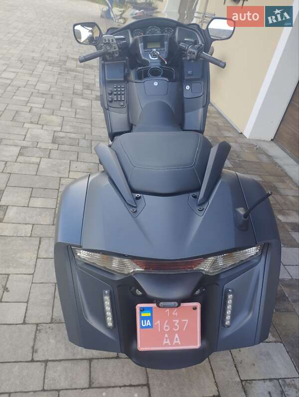 Мотоцикл Туризм Honda GL 1800 Gold Wing 2016 в Львові