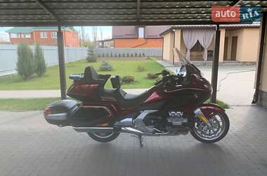 Мотоцикл Спорт-туризм Honda GL 1800 Gold Wing 2018 в 