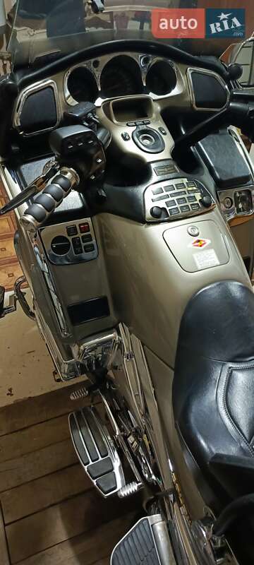 Мотоцикл Туризм Honda GL 1800 Gold Wing 2004 в Черкассах