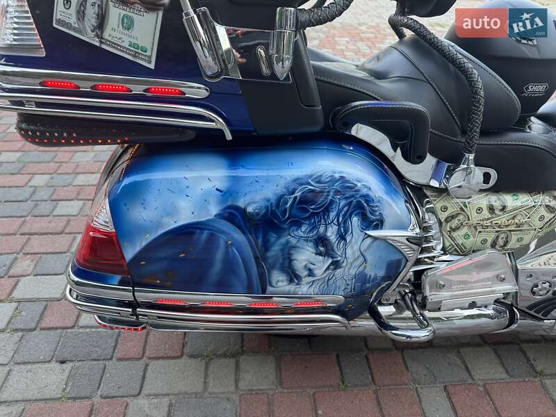Мотоцикл Круизер Honda GL 1800 Gold Wing 2008 в Днепре фото 36 Мотоцикл Круизер Honda GL 1800 Gold Wing 2008 в Днепре