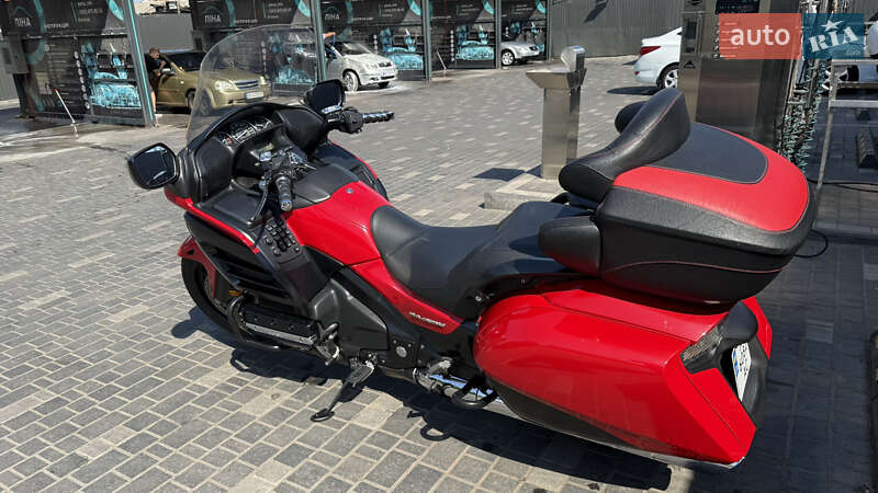 Мотоцикл Круізер Honda GL 1800 Gold Wing 2013 в Одесі фото 10 Мотоцикл Круізер Honda GL 1800 Gold Wing 2013 в Одесі