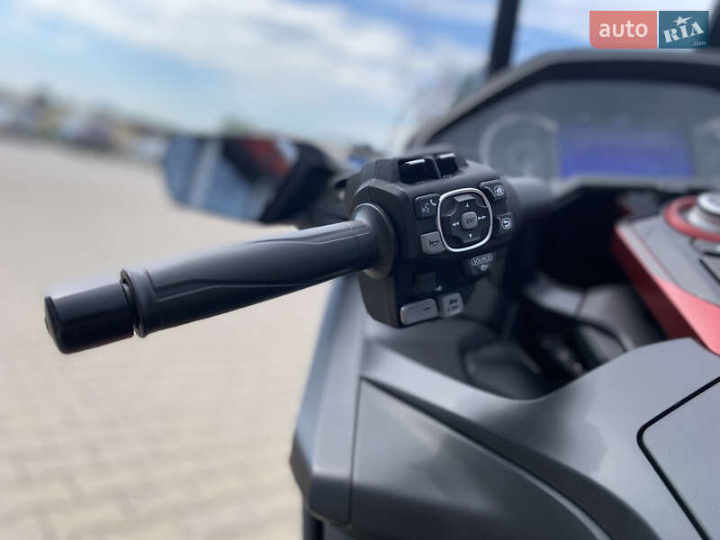 Мотоцикл Круизер Honda GL 1800 Gold Wing 2020 в Киеве фото 12 Мотоцикл Круизер Honda GL 1800 Gold Wing 2020 в Киеве