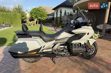 Мотоцикл Туризм Honda GL 1800 Gold Wing 2021 в 