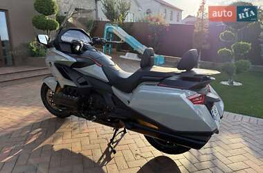 Мотоцикл Туризм Honda GL 1800 Gold Wing 2021 в 