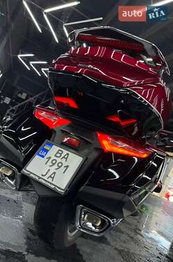 Мотоцикл Спорт-туризм Honda GL 1800 Gold Wing 2018 в 