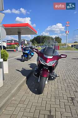 Мотоцикл Спорт-туризм Honda GL 1800 Gold Wing 2018 в 