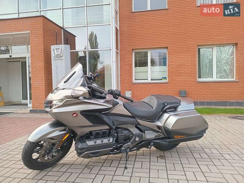 Мотоцикл Туризм Honda GL 1800 Gold Wing 2020 в Киеве фото 14 Мотоцикл Туризм Honda GL 1800 Gold Wing 2020 в Киеве