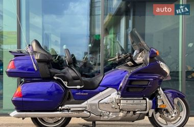 Мотоцикл Туризм Honda GL 1800 Gold Wing 2002 в Ровно