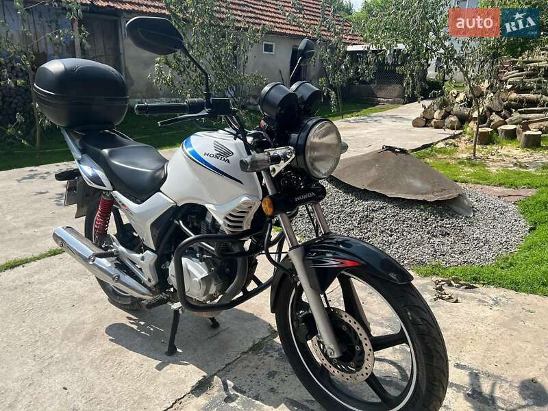 Мотоцикл Без обтекателей (Naked bike) Honda GLH 125 2014 в Львове