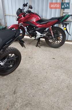 Мотоцикл Классик Honda GLR 125 2015 в 