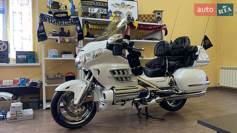 Мотоцикл Круізер Honda Gold Wing GL 1800 2008 в Києві