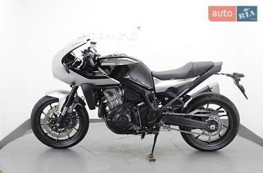 Кафе рейсер Honda Hawk 11 2023 в 