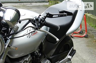 Мотоцикл Без обтекателей (Naked bike) Honda Hornet 2000 в Киеве
