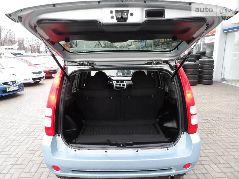 Внедорожник / Кроссовер Honda HR-V 2005 в Днепре фото 27 Внедорожник / Кроссовер Honda HR-V 2005 в Днепре