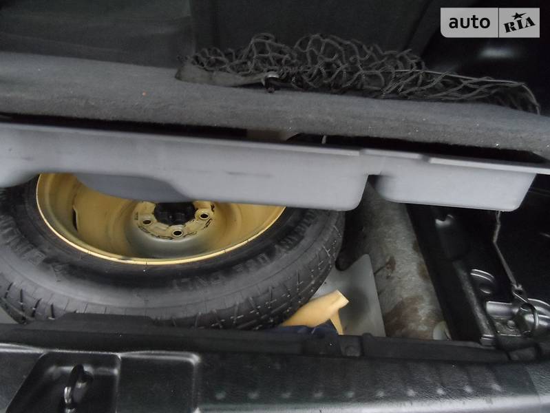Внедорожник / Кроссовер Honda HR-V 2005 в Днепре фото 29 Внедорожник / Кроссовер Honda HR-V 2005 в Днепре