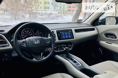 Внедорожник / Кроссовер Honda HR-V 2017 в Николаеве