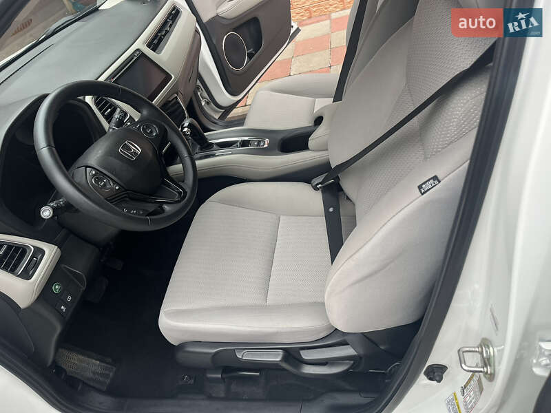 Позашляховик / Кросовер Honda HR-V 2015 в Вінниці