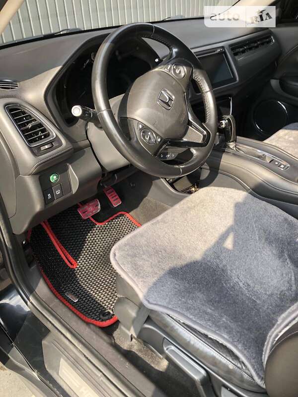 Внедорожник / Кроссовер Honda HR-V 2016 в Коломые