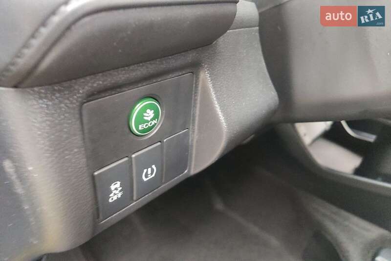 Внедорожник / Кроссовер Honda HR-V 2019 в Киеве