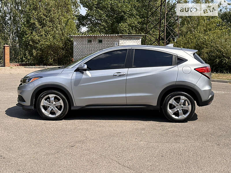 Внедорожник / Кроссовер Honda HR-V 2018 в Кривом Роге