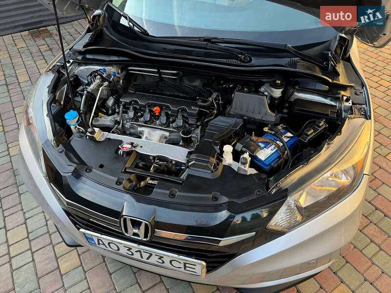 Внедорожник / Кроссовер Honda HR-V 2016 в Ужгороде