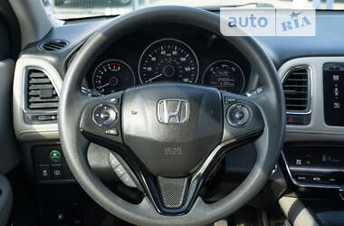 Внедорожник / Кроссовер Honda HR-V 2016 в 